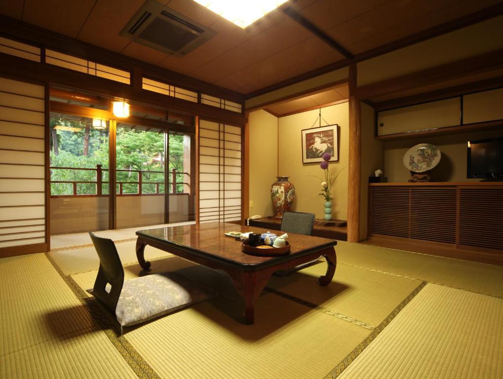 Ryokan Koyokan Yasugi Phòng bức ảnh